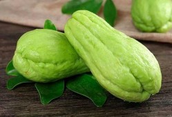 吃瓜后嘴干,嘴干如何应对？