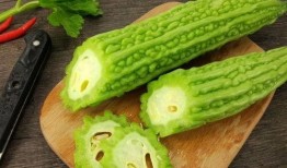 蹲着吃瓜的图片,品味生活小确幸