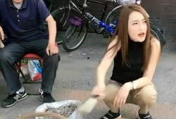 看瓜哥吃瓜搞笑视频大全,笑料横生！看瓜哥吃瓜搞笑视频大盘点