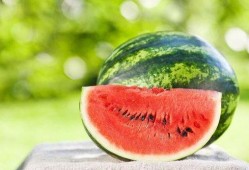 吃瓜吃太多照片怎么办,还原清新形象