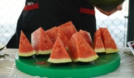 西安医专吃瓜,吃瓜群众揭秘校园热点事件